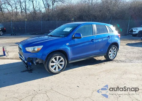 2015 Mitsubishi Outlander Sport Es z USA, uszkodzony, nr VIN 4A4AR3AW2FE027641